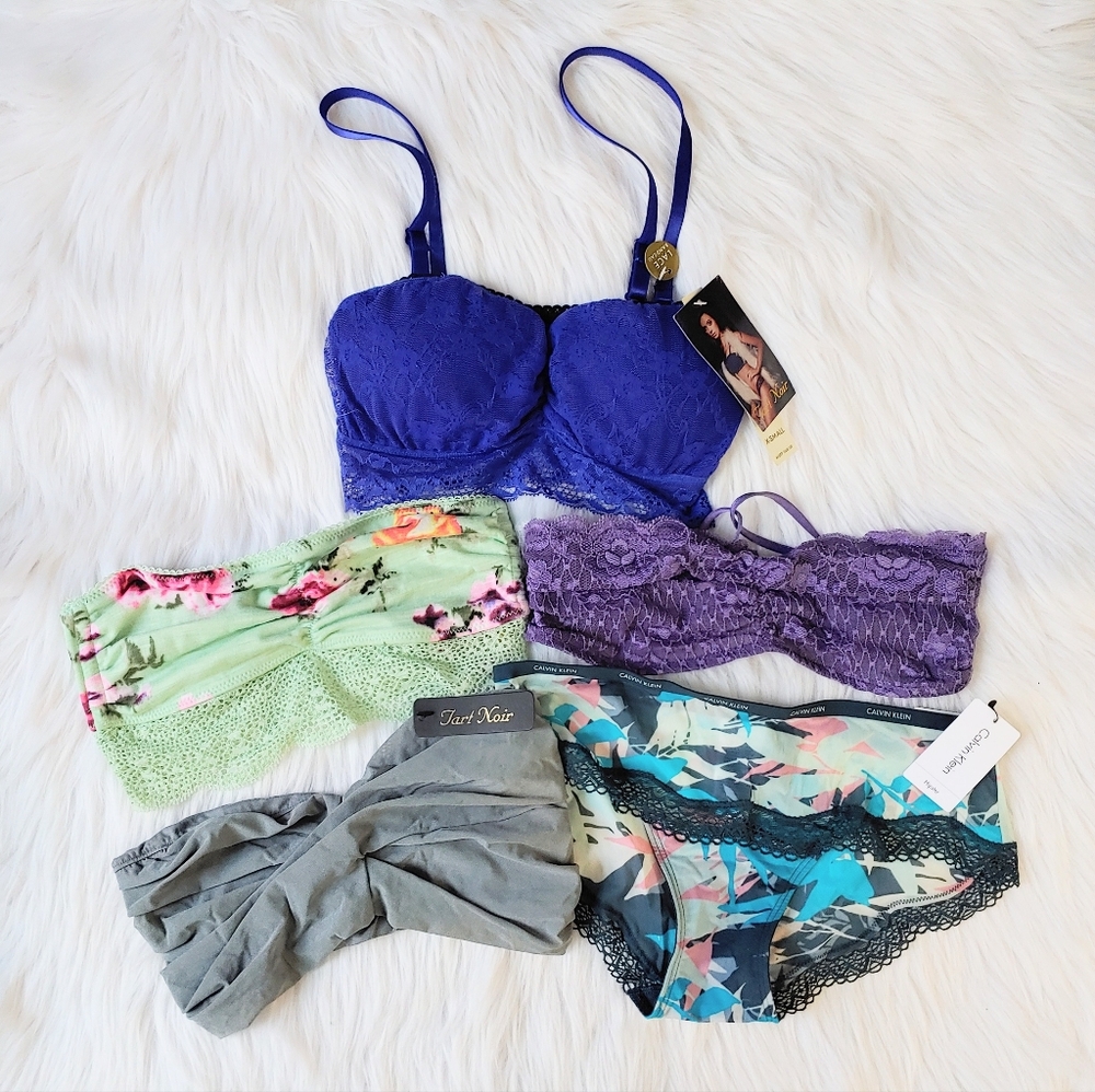 Bundle of Bandeau Bras & Panty, XS